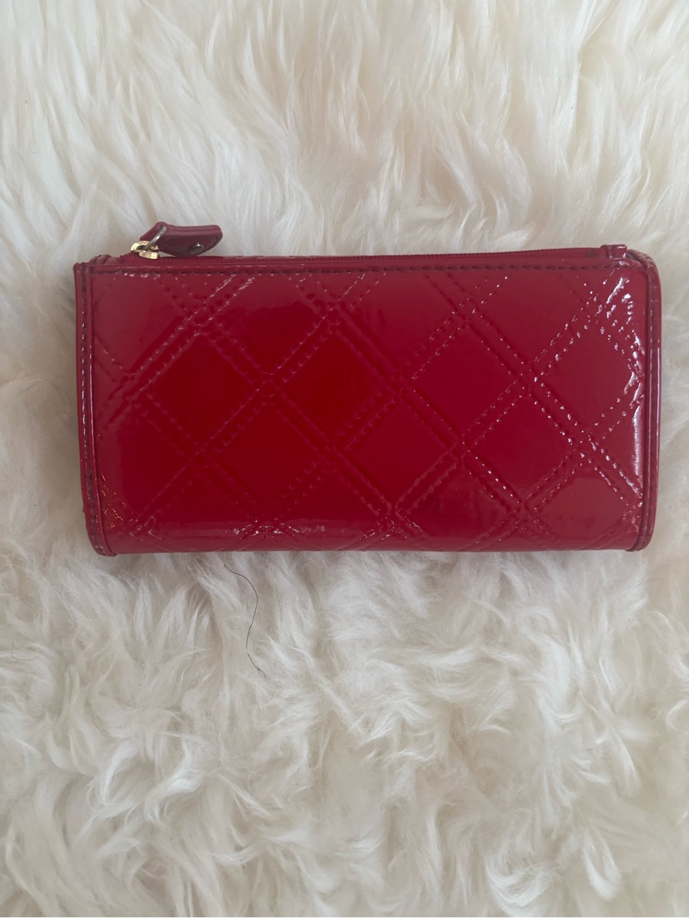Tommy Hilfiger Red Quilted Patent Zip Wallet